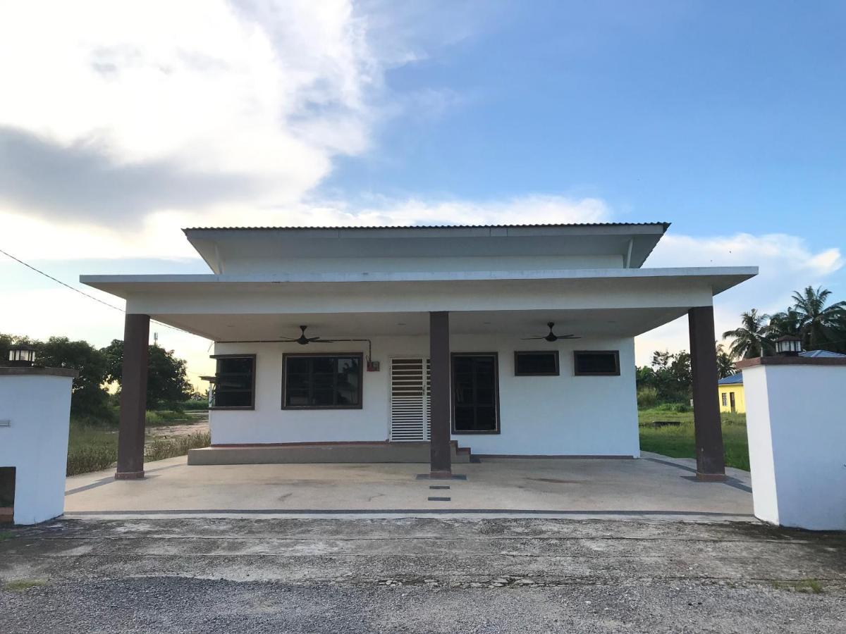 D' Totok Housestay Sepang Exterior foto